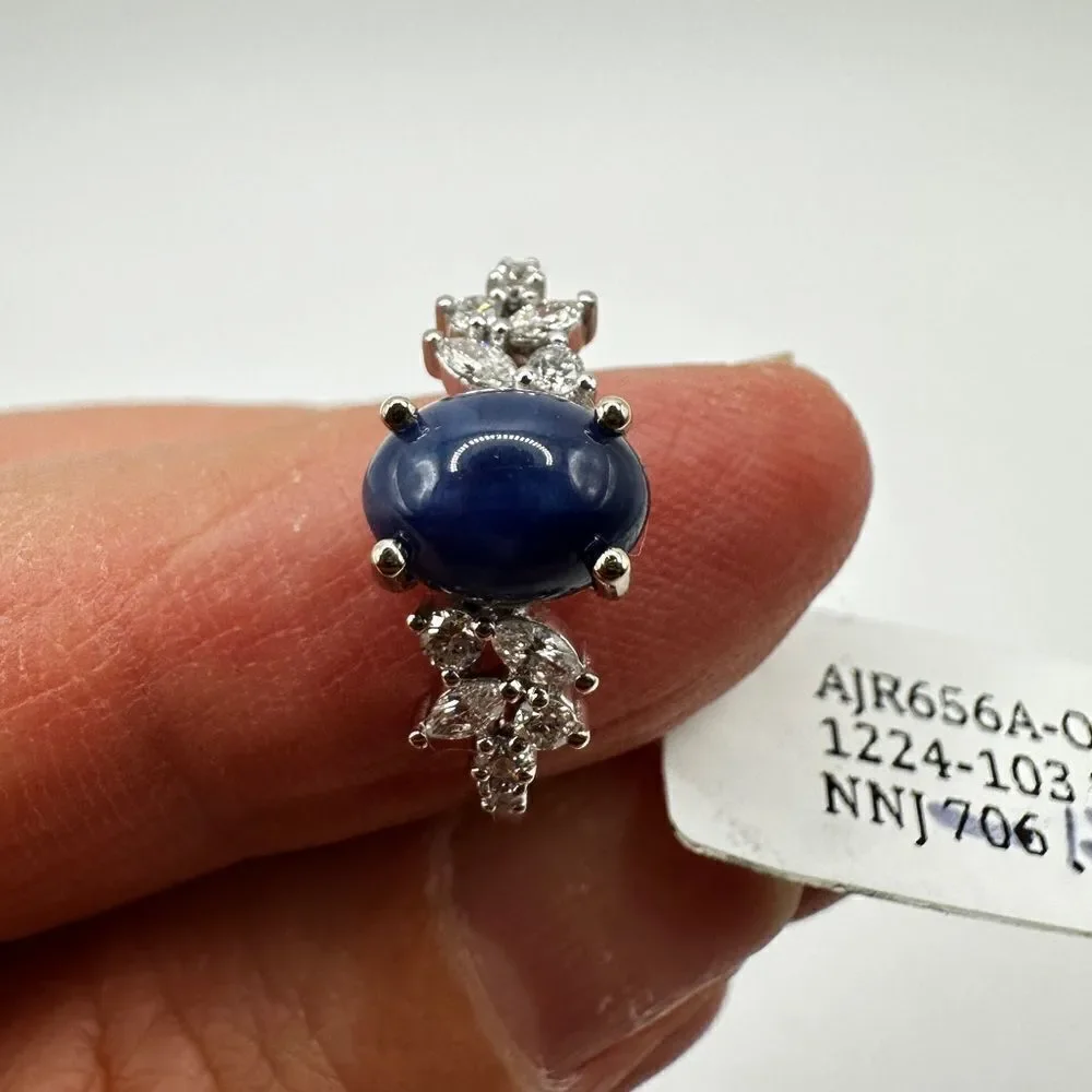 NWT 8x6mm oval cut star sapphire in 14kt WG with .26ctw diamond‎ accents!